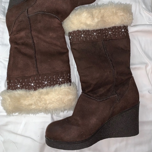 winter boots at payless